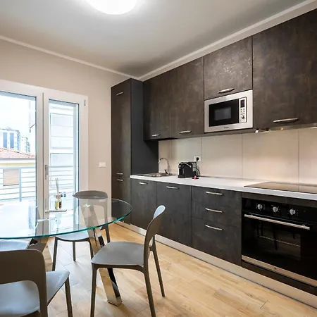 Residenza Novoli Prestige - Private Free Parking