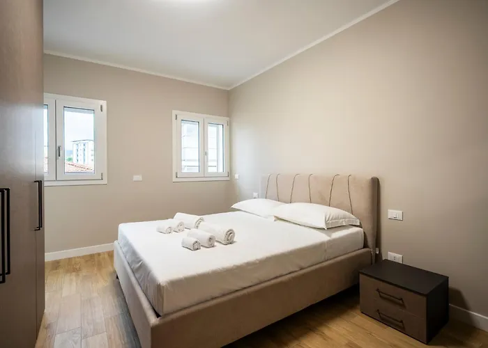 Residenza Novoli Prestige - Private Free Parking Firenze